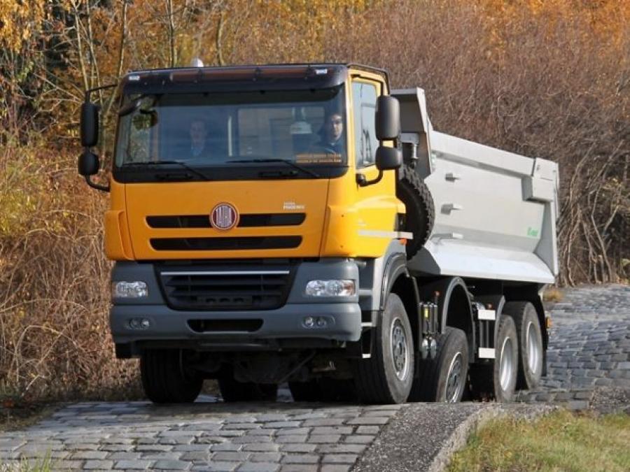  Tatra Phoenix 8x8 Dump Truck 2011 года  (фото 1 из 4)